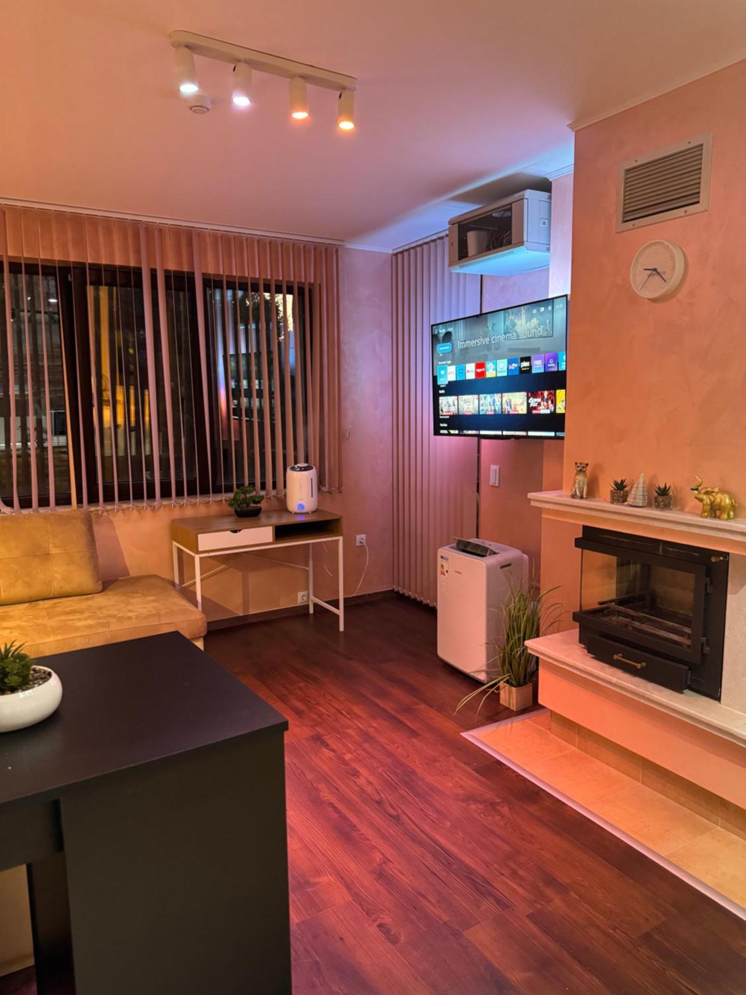 2-Bedroom, 2-Bathroom With Fireplace And Garden At Winslow Infinity บันสโก ภายนอก รูปภาพ