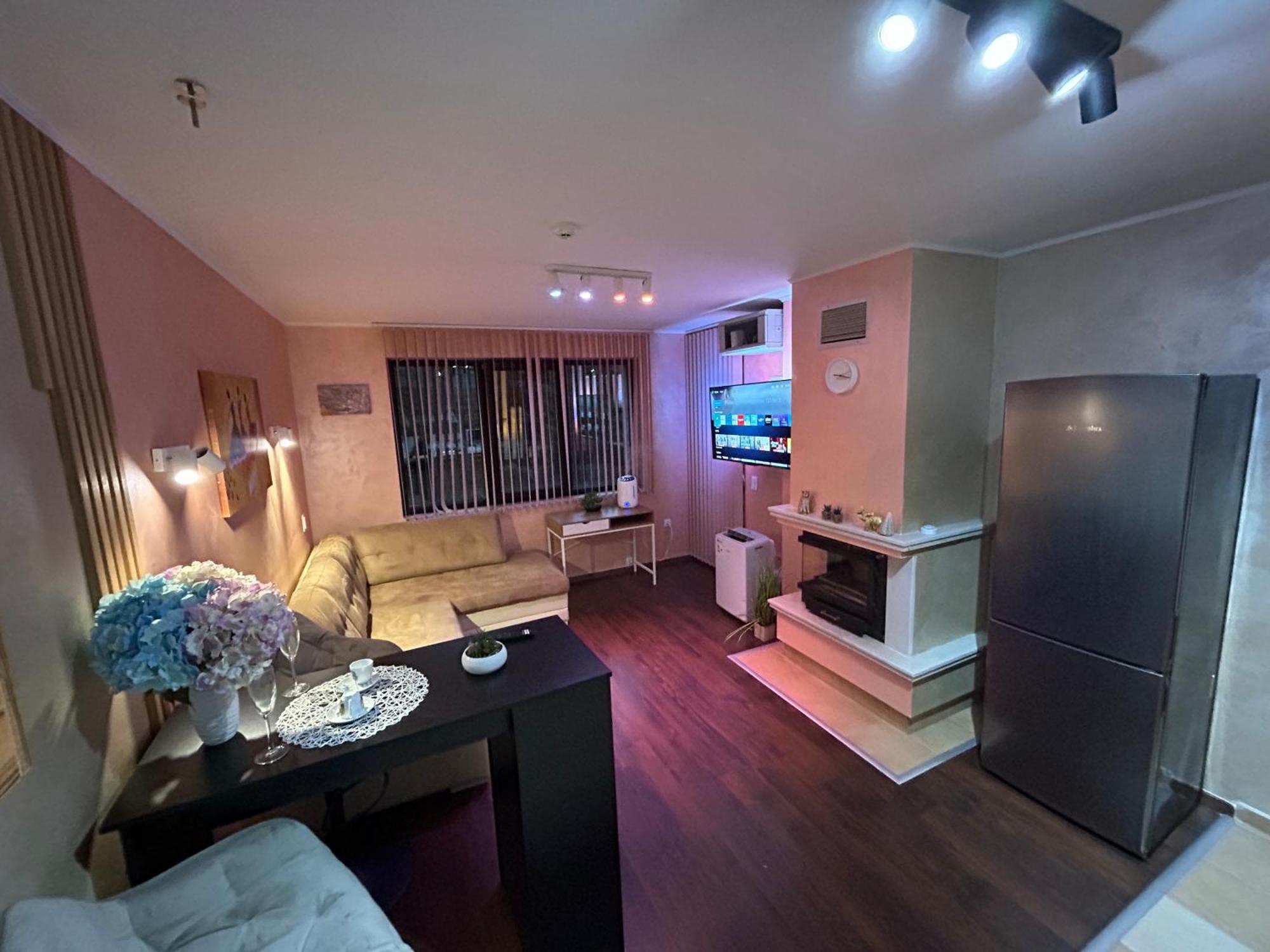 2-Bedroom, 2-Bathroom With Fireplace And Garden At Winslow Infinity บันสโก ภายนอก รูปภาพ